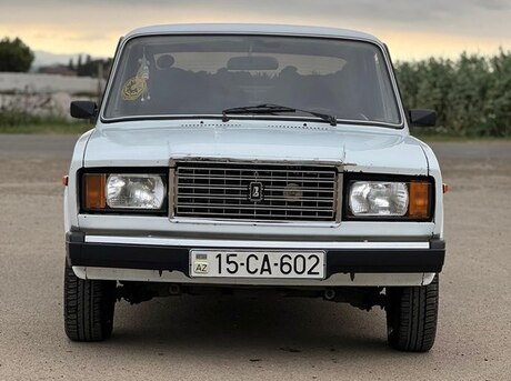 LADA (VAZ) 2107
