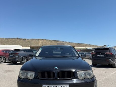 BMW 745