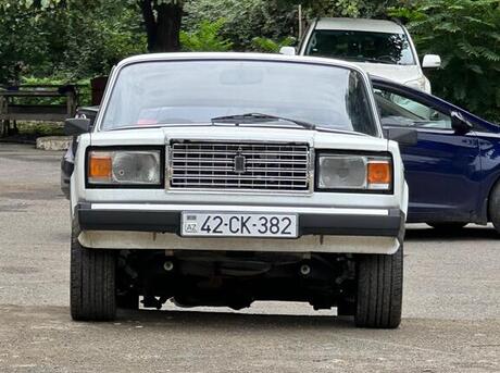 LADA (VAZ) 2107