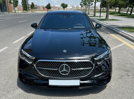 Mercedes E 200