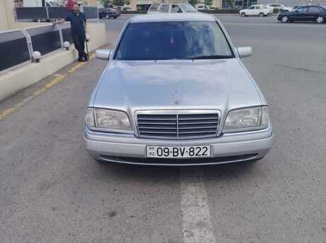 Mercedes C 220