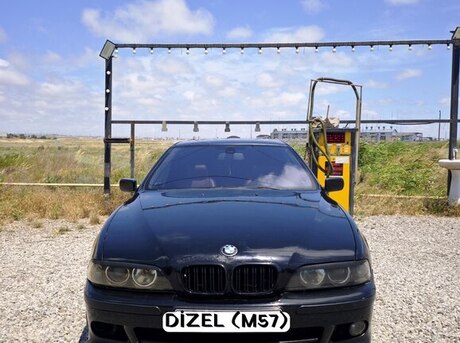 BMW 525