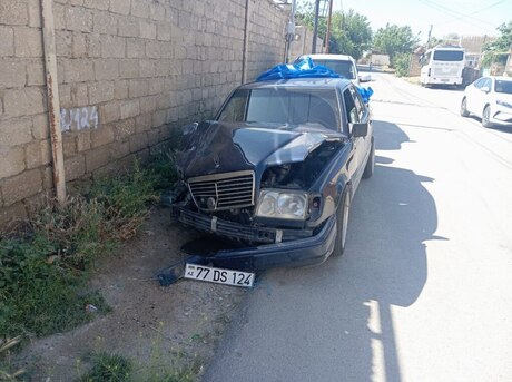Mercedes 220 E
