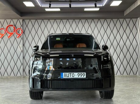 Lynk & Co 900