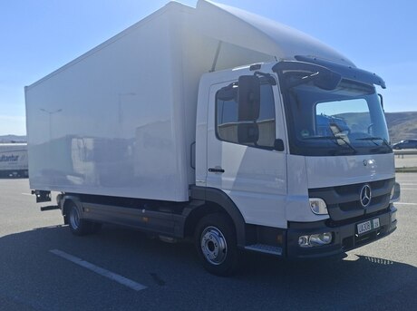Mercedes Atego 818