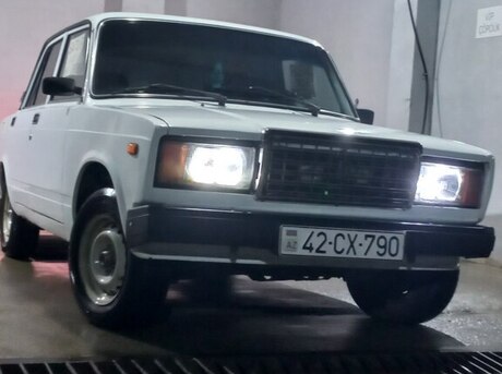 LADA (VAZ) 2107