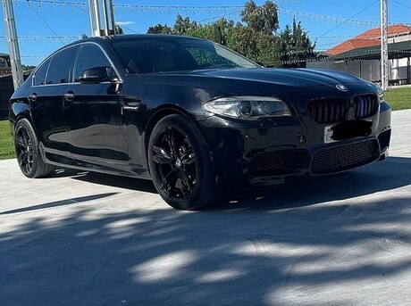 BMW 528
