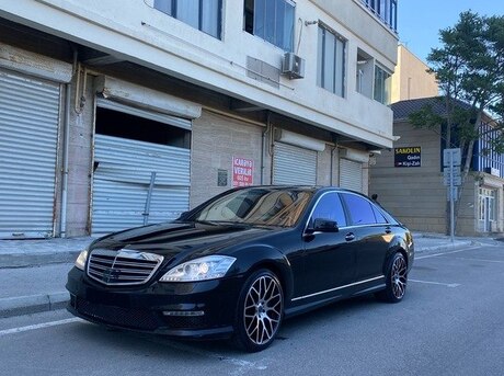 Mercedes S 500