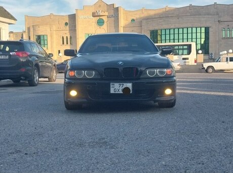 BMW 525