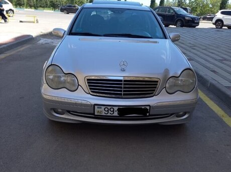 Mercedes C 240
