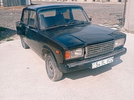LADA (VAZ) 2107
