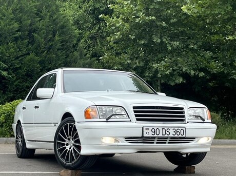 Mercedes C 230
