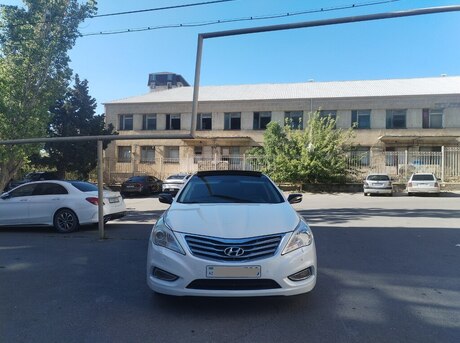 Hyundai Azera