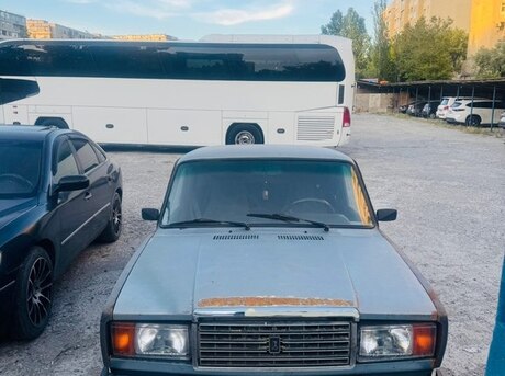 LADA (VAZ) 2107