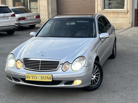 Mercedes E 320