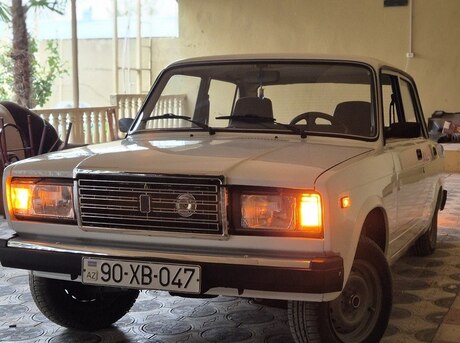 LADA (VAZ) 2107