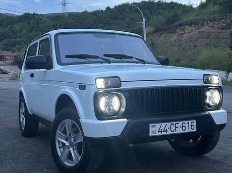 LADA (VAZ) Niva