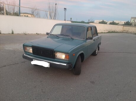 LADA (VAZ) 2107