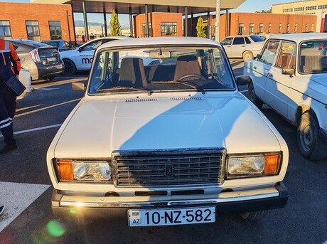 LADA (VAZ) 2107