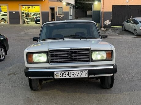 LADA (VAZ) 2107