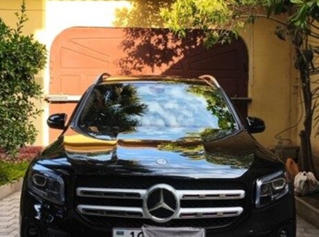 Mercedes GLB 250