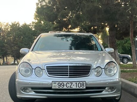 Mercedes E 320