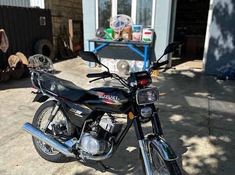 Suzuki AN 125
