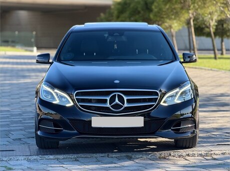 Mercedes E 220
