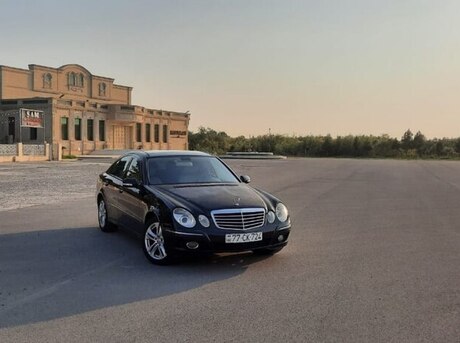 Mercedes E 220