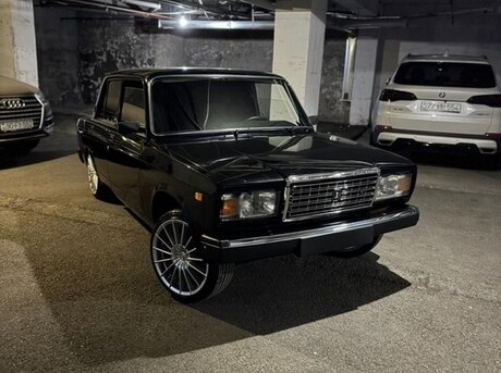LADA (VAZ) 2107