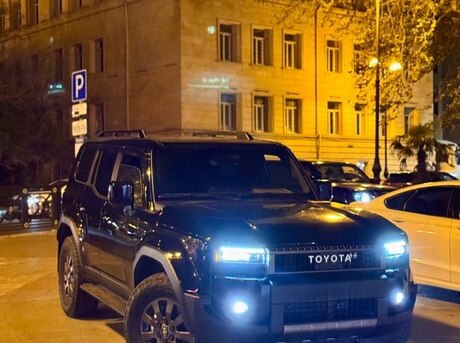 Toyota Land Cruiser Prado