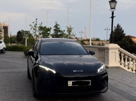 BYD Seal 05