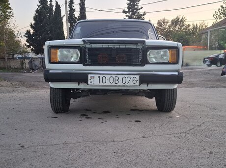 LADA (VAZ) 2107