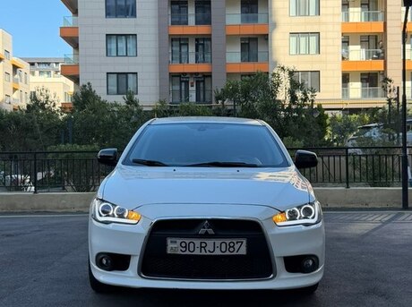 Mitsubishi Lancer