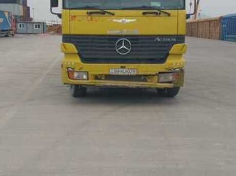 Mercedes Actros 2536