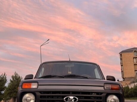 LADA (VAZ) Niva