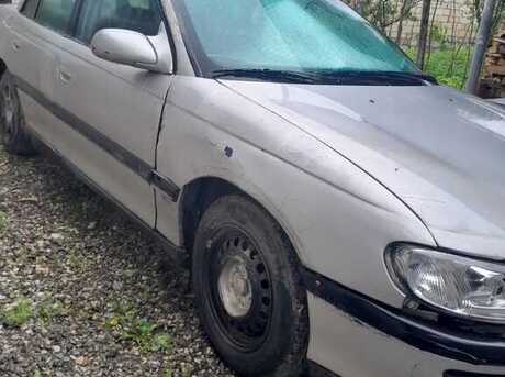 Opel Omega