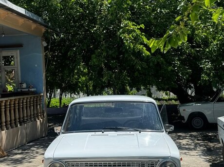 LADA (VAZ) 21011