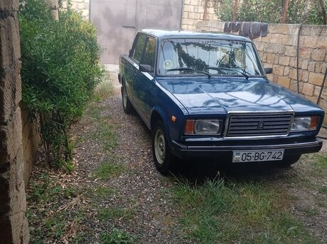 LADA (VAZ) 2107