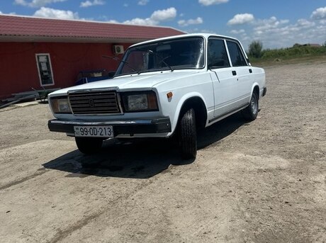 LADA (VAZ) 2107