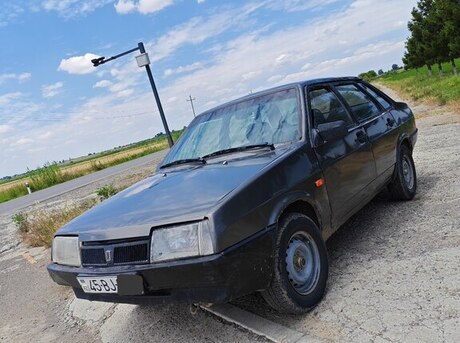 LADA (VAZ) 21099