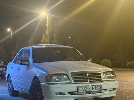 Mercedes C 230