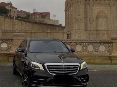 Mercedes S 550