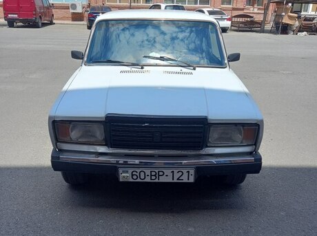 LADA (VAZ) 2107