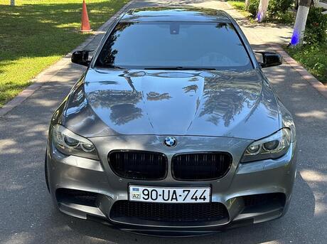 BMW 528