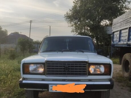 LADA (VAZ) 2107