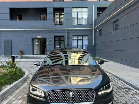 Lincoln MKZ