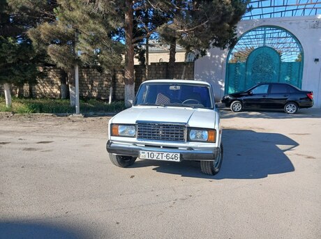 LADA (VAZ) 2107
