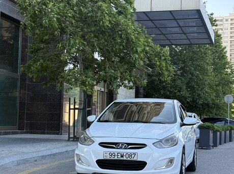 Hyundai Accent