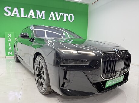 BMW i7